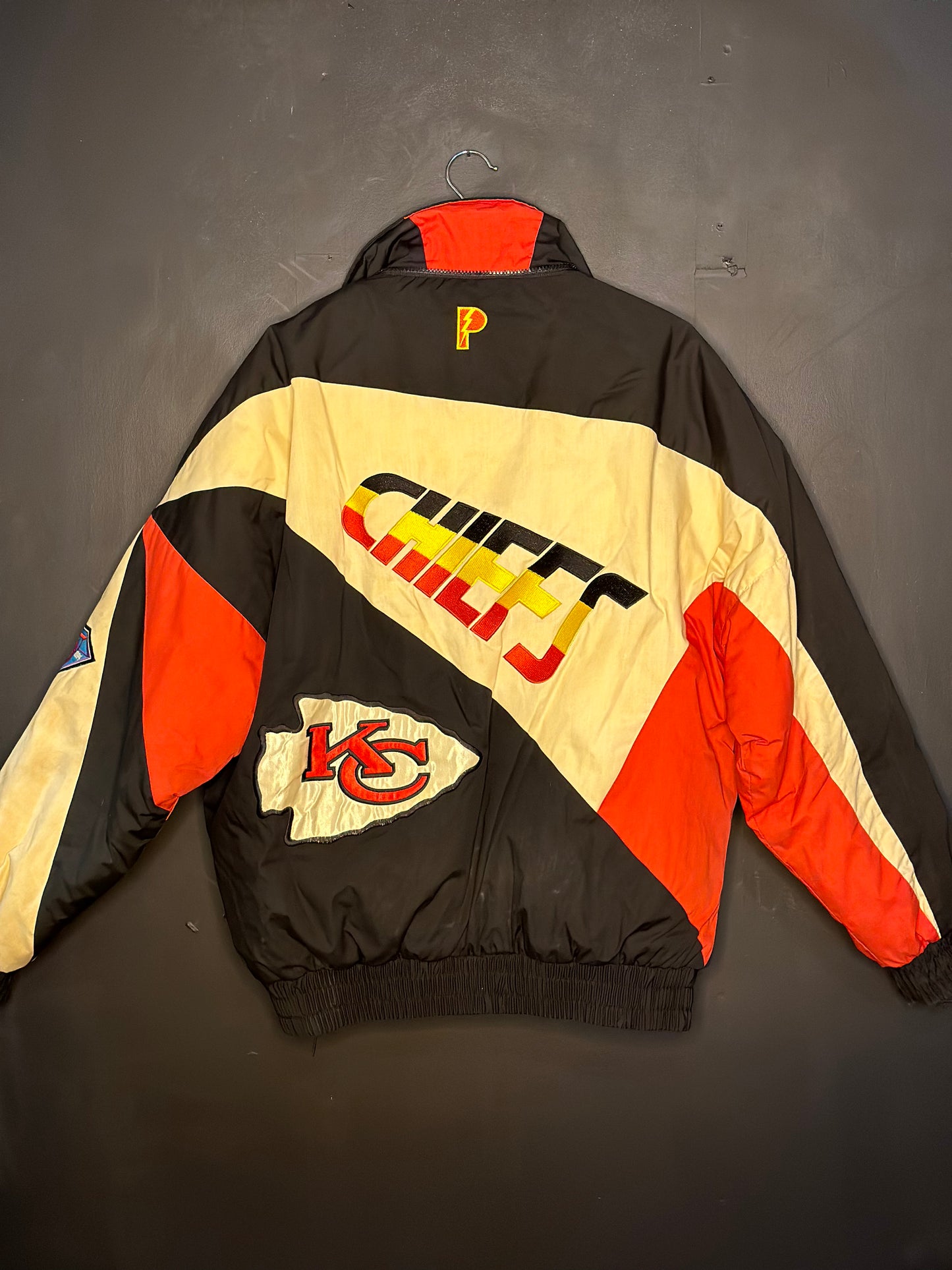 Kansas City Chiefs Pro Player Puffer Jacket